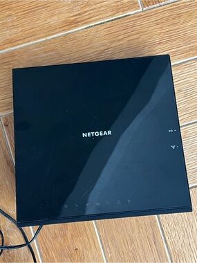 Netgear AC1600 Wi-Fi Cable Modem Router (C6250) - Tested & Factor Reset